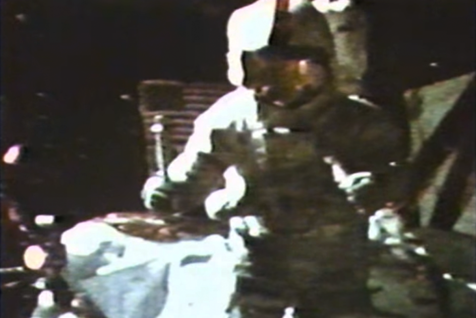 55 Years Ago, an Apollo 15 Astronaut Dropped a Hammer on the Moon