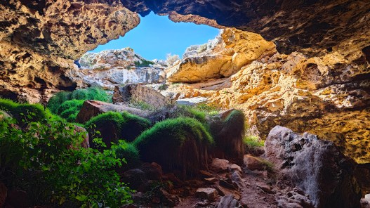 What Australia’s Hidden Caves Can Teach Us About Martian Terrain